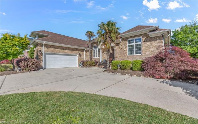 2124 Bierce DR, Virginia Beach, VA 23454