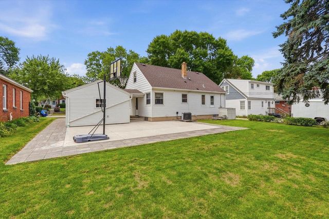 2016 S 96th STREET, West Allis, WI 53227