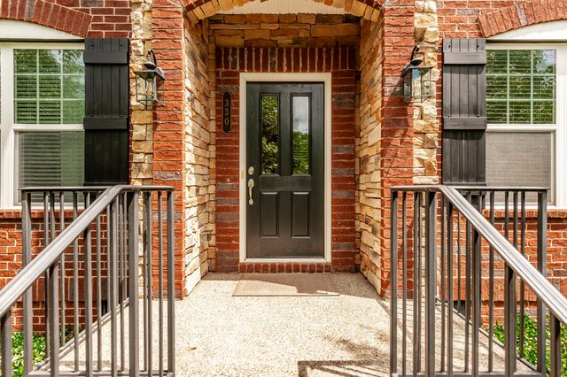 330 Tippecanoe Dr, Franklin, TN 37067