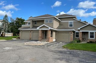 6635 BELLOWS Court, West Bloomfield Charter Township, MI 48322
