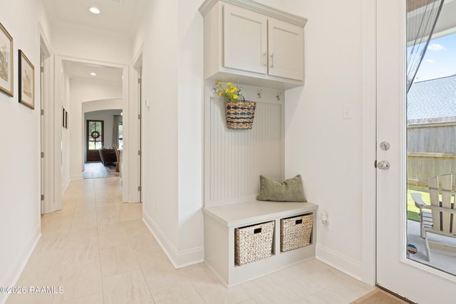 304 Porch View Drive, Lafayette, LA 70508