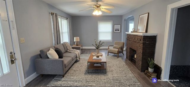 914 Dan Street, Akron, OH 44310