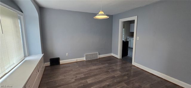 914 Dan Street, Akron, OH 44310