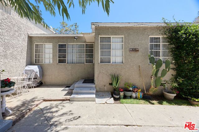 12029 Washington Place, Los Angeles, CA 90066