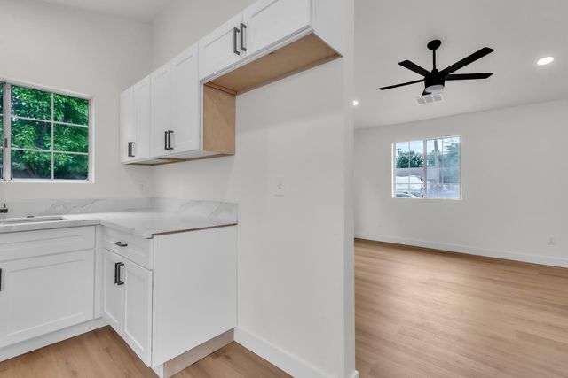 3500 Cypress St, Sacramento, CA 95838