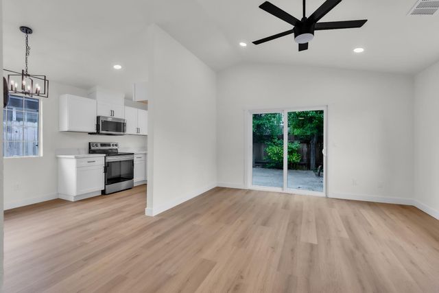 3500 Cypress St, Sacramento, CA 95838