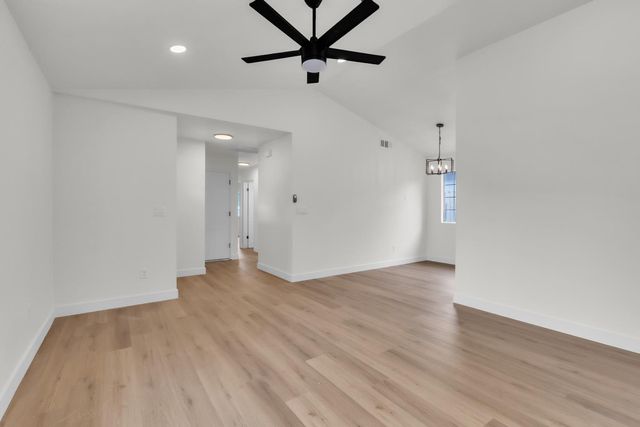 3500 Cypress St, Sacramento, CA 95838