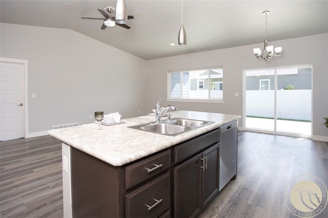 3554 Crater Lake Avenue, Billings, MT 59102