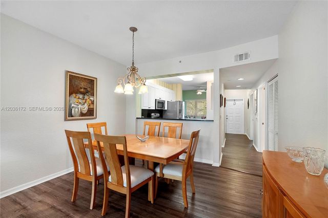 7715 Yardley Drive 212, Tamarac, FL 33321