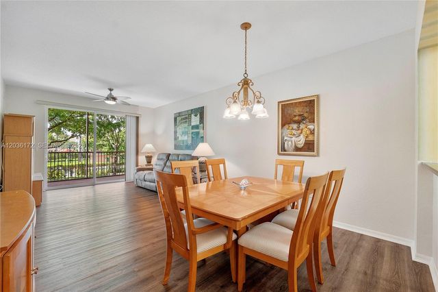 7715 Yardley Drive 212, Tamarac, FL 33321