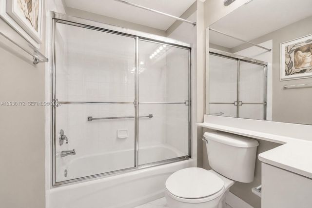 7715 Yardley Drive 212, Tamarac, FL 33321