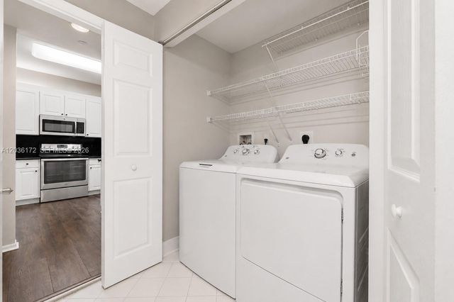 7715 Yardley Drive 212, Tamarac, FL 33321