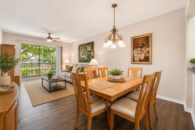 7715 Yardley Drive 212, Tamarac, FL 33321