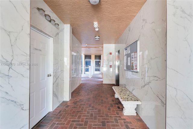 7715 Yardley Drive 212, Tamarac, FL 33321