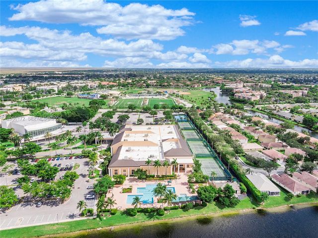 7715 Yardley Drive 212, Tamarac, FL 33321