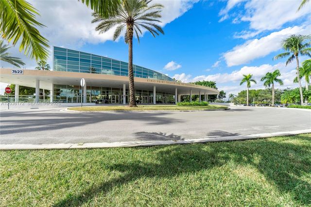 7715 Yardley Drive 212, Tamarac, FL 33321