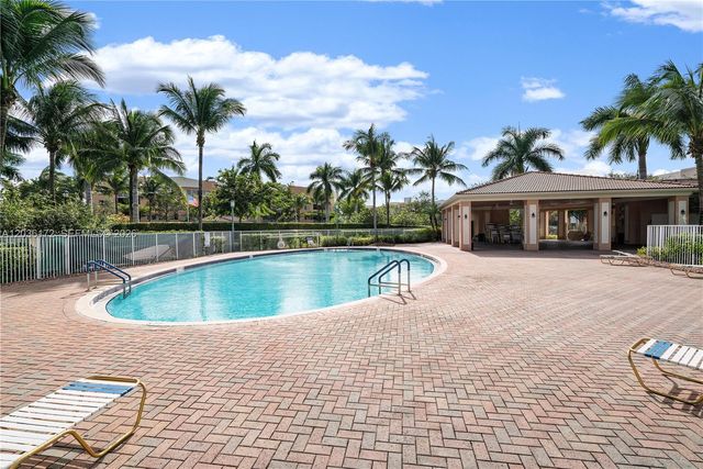 7715 Yardley Drive 212, Tamarac, FL 33321