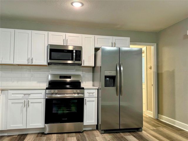 810 NW 59TH COURT, Ocala, FL 34482