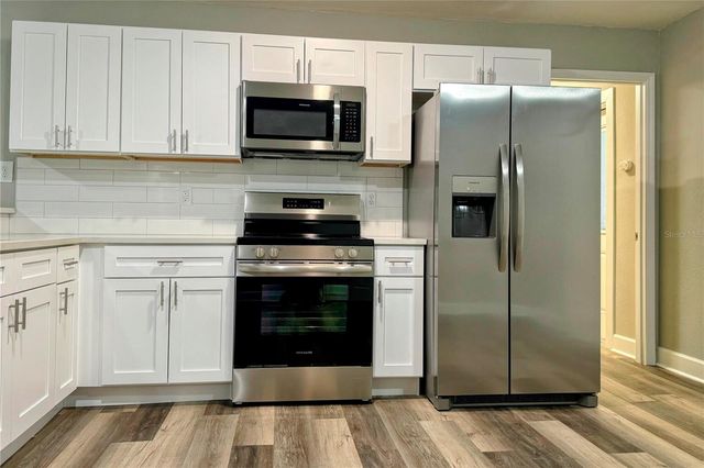 810 NW 59TH COURT, Ocala, FL 34482