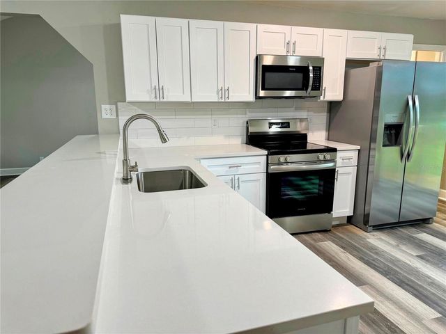 810 NW 59TH COURT, Ocala, FL 34482