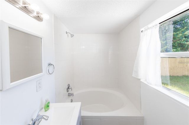 15 PALMIRA ROAD, Debary, FL 32713