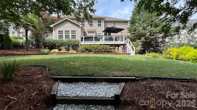 2413 Merryvale Way N, Waxhaw, NC 28173