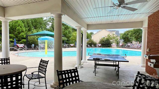 2413 Merryvale Way N, Waxhaw, NC 28173