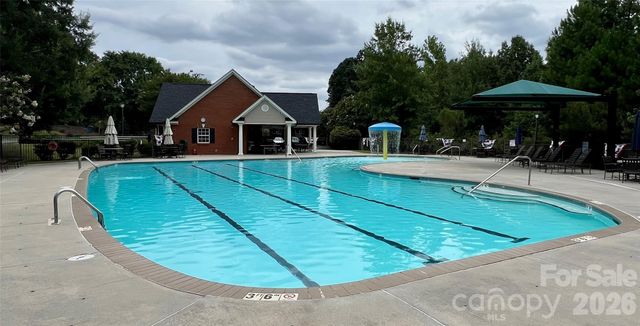 2413 Merryvale Way N, Waxhaw, NC 28173