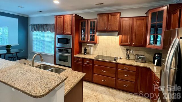 2413 Merryvale Way N, Waxhaw, NC 28173