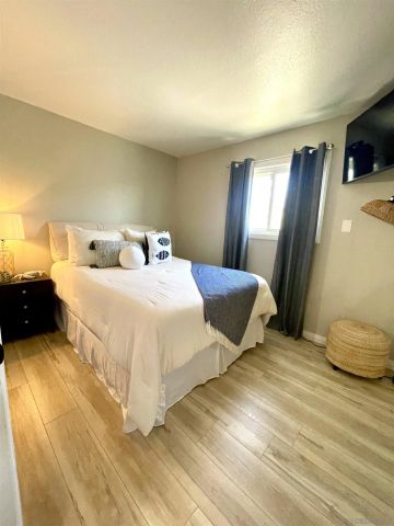 1959 Montgomery Ave., Cardiff, CA 92007