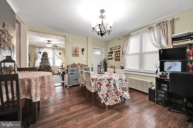 32 W PENN AVE, Wernersville, PA 19565