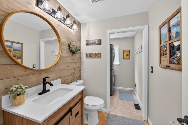 39 Buckthorn Drive, Littleton, CO 80127