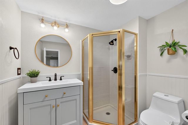 39 Buckthorn Drive, Littleton, CO 80127