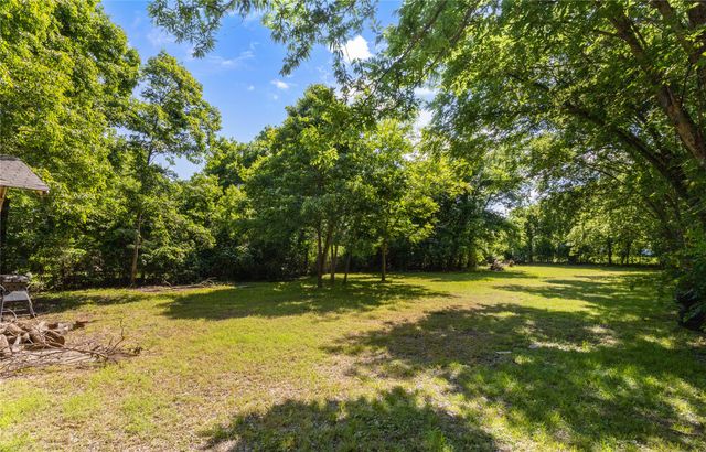 1019 S Star Street S, Bonham, TX 75418