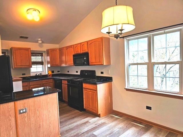 2212 Waterleaf Court 204, Naperville, IL 60564