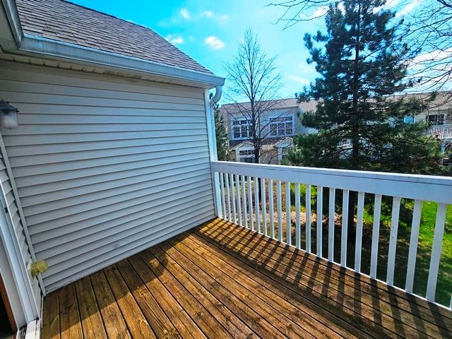 2212 Waterleaf Court 204, Naperville, IL 60564