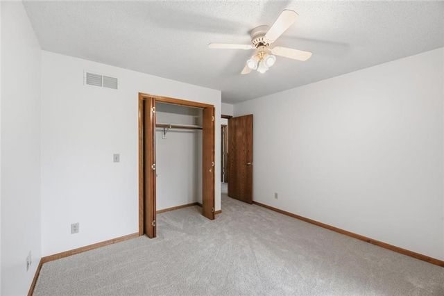 28005 S Belle Plain Road, Harrisonville, MO 64701