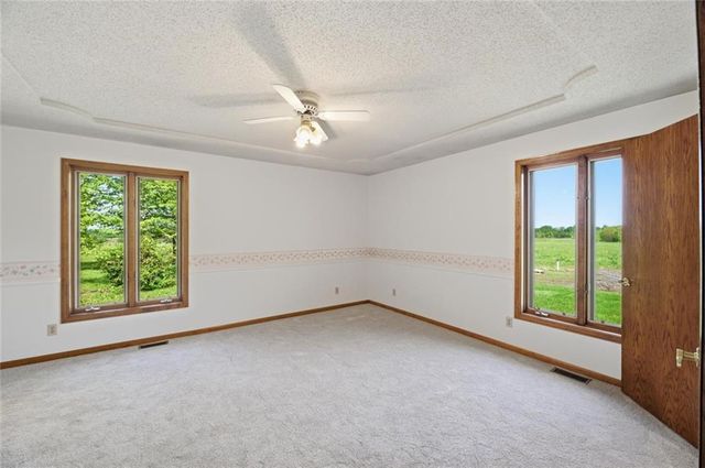 28005 S Belle Plain Road, Harrisonville, MO 64701