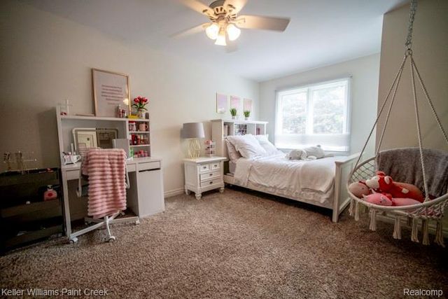 4853 Goodison Place Drive, Rochester, MI 48306