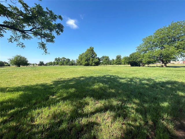 1600 E Imhoff Road, Norman, OK 73071