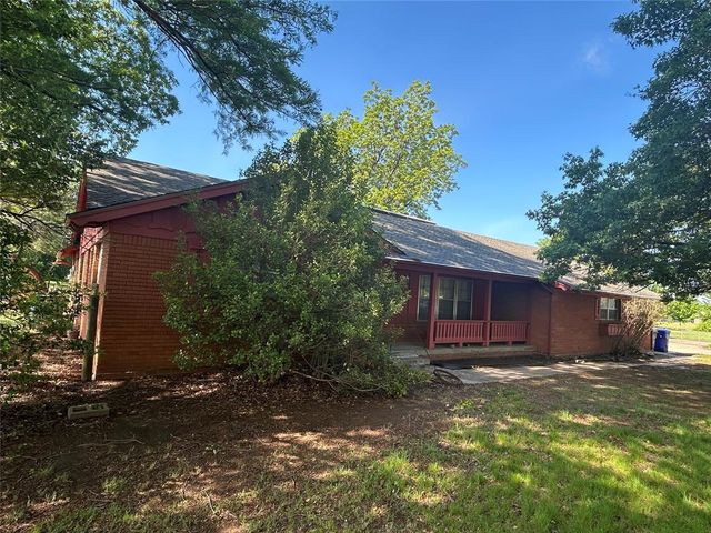 1600 E Imhoff Road, Norman, OK 73071