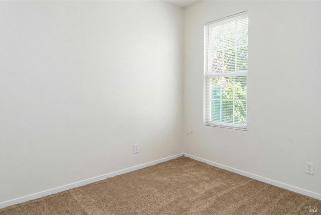 1022 Ruth Pl, Santa Rosa, CA 95401