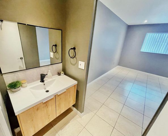 1410 S Federal Highway 205, Lake Worth Beach, FL 33460