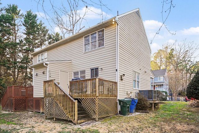 1502 Oakland Hills Way, Raleigh, NC 27604