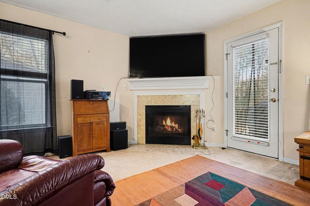 1502 Oakland Hills Way, Raleigh, NC 27604