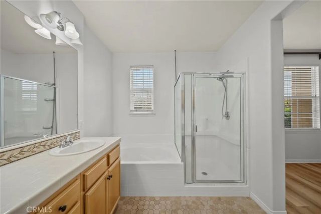 1690 Heywood C, Simi Valley, CA 93065
