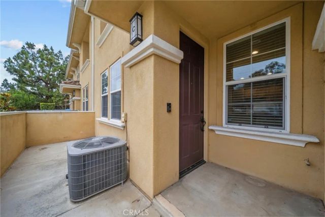1690 Heywood C, Simi Valley, CA 93065