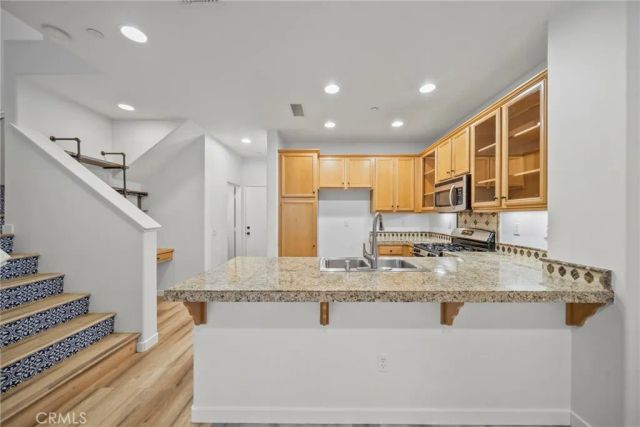 1690 Heywood C, Simi Valley, CA 93065