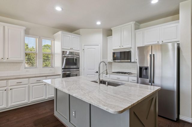 1041 Cedar Forest Drive, Conroe, TX 77384