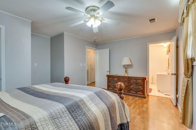 101 South Hickory Circle, Greeneville, TN 37743